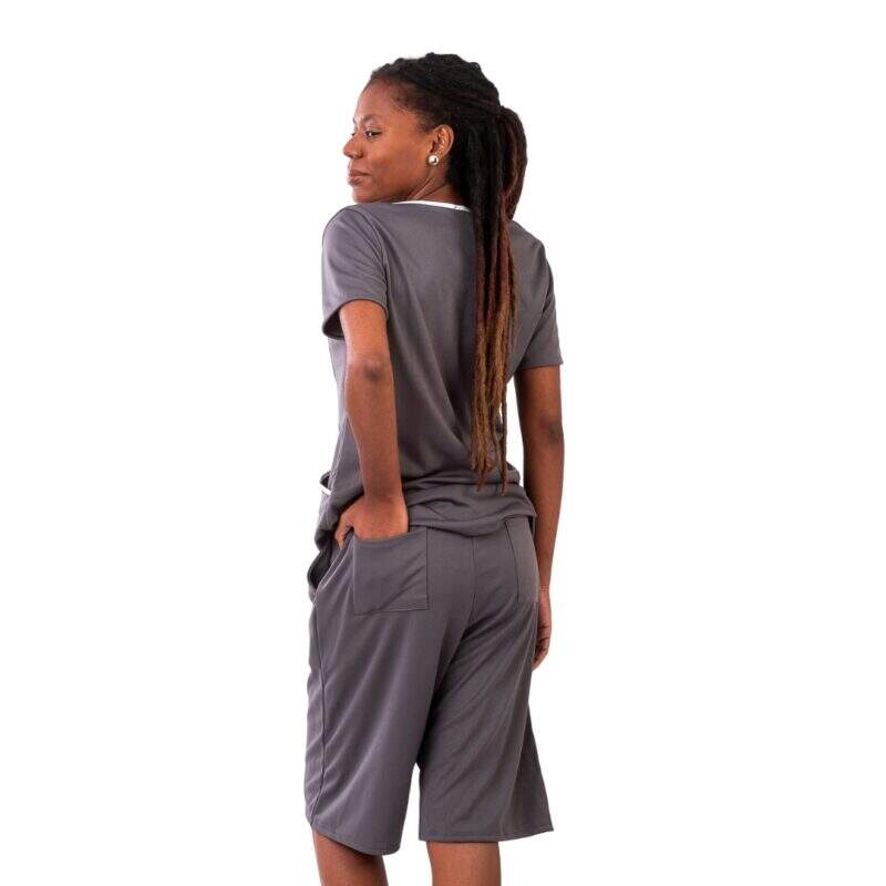 Conjunto de blusa e bermuda Uniforme - Imagem 2